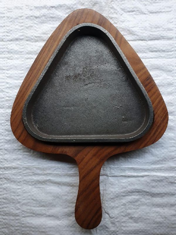 Triangle Wooden Platter, Color : Brown