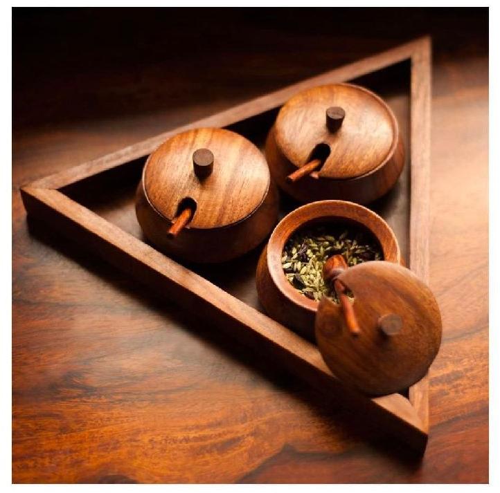 Polished Triangle Wooden Spice Box, Feature : Quality Assured, Attractive Packaging