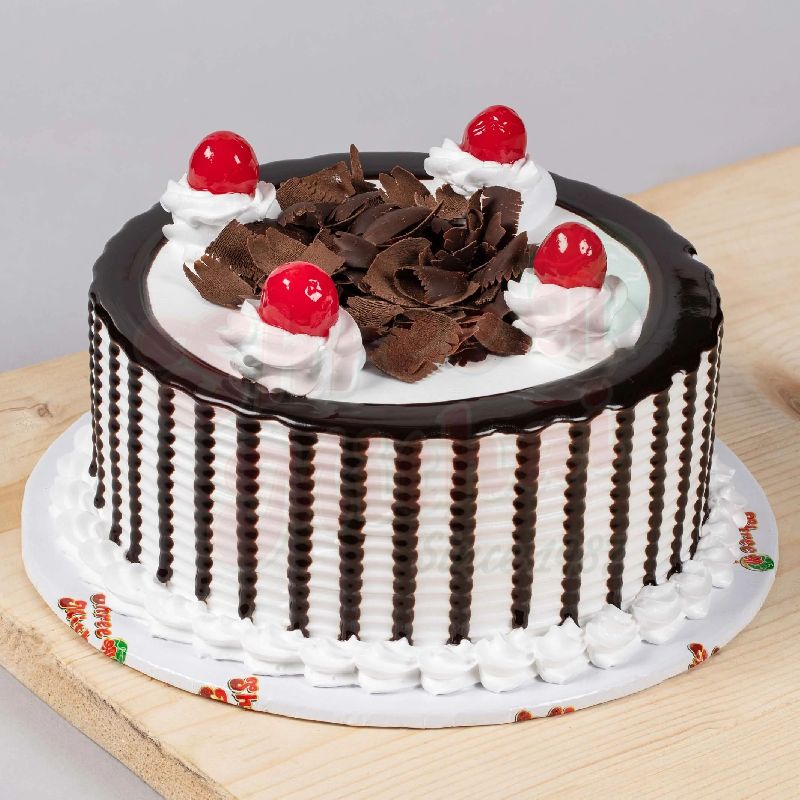 Round Black Forest Cake, Packaging Type : Cardboard Box