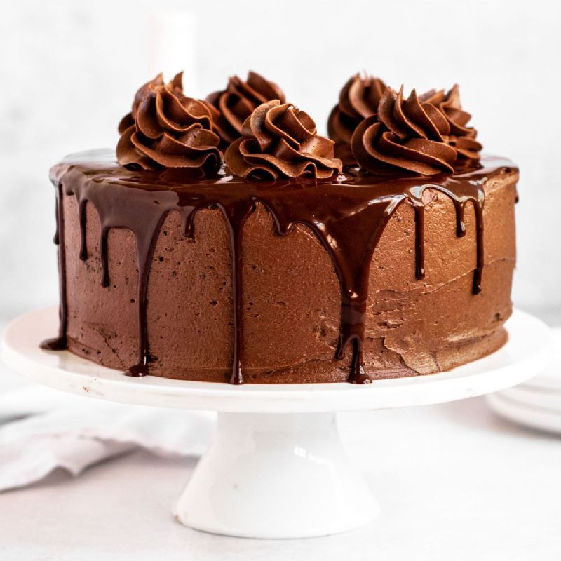 Round Triple Chocolate Cake