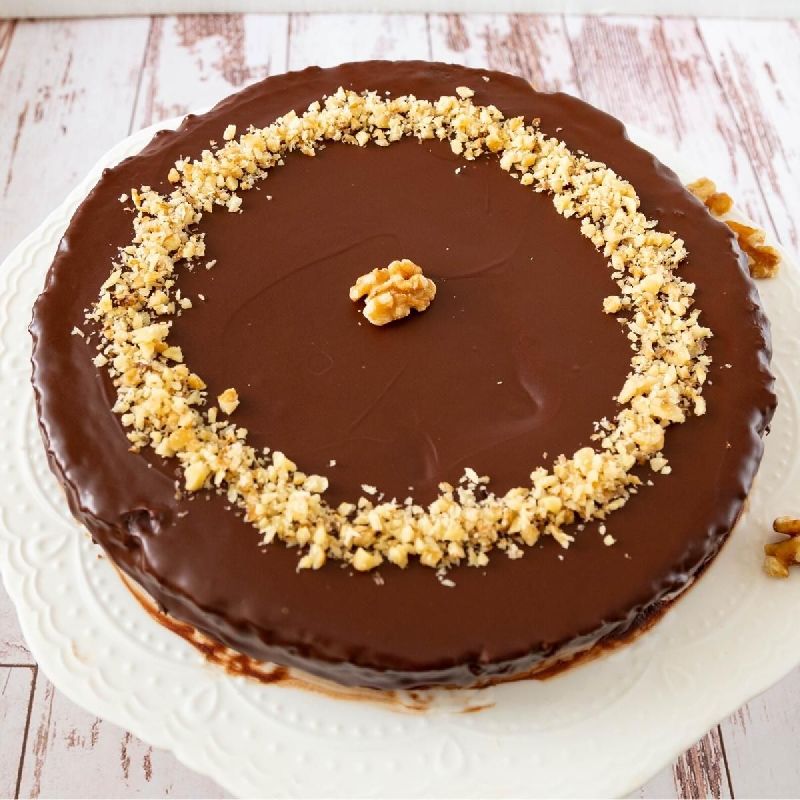 Round Walnut Chocolate Cake