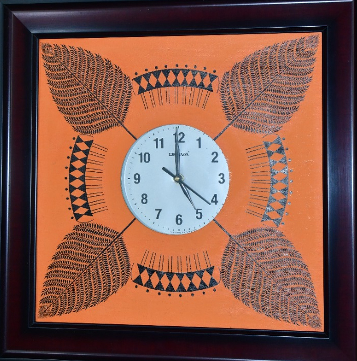 Handmade Wall Clock Painting Services
