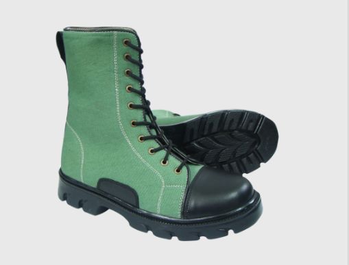 ankle boots with rubber heel