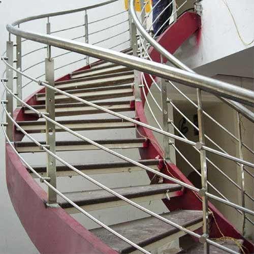 Polished Designer Stainless Steel Railing, for Staircase Use, Feature : Easy To Fit, High Strength