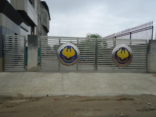 Polished Stainless Steel Safety Gate, Feature : Anti Corrosive, High Quality