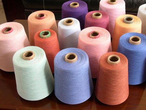 Spun Polyester Thread, for Garments, Feature : Anti-pilling, High Tenacity, High Strength