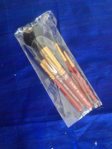 Remonde 5 Set Cosmetic Brush, for Bueaty Parlours, Home, Feature : High Quality