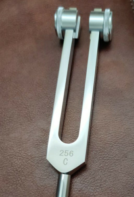 Non Polished Aluminum medical tuning fork, for Clinic, Hospital, Lifting, Packaging Type : Box, Carton