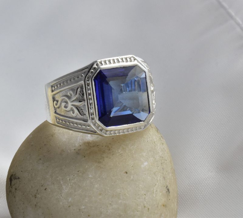 Iolite Art Deco Ring, Features : Eye Catching Look, Alluring Designs, Fine Finishing, Good Quality