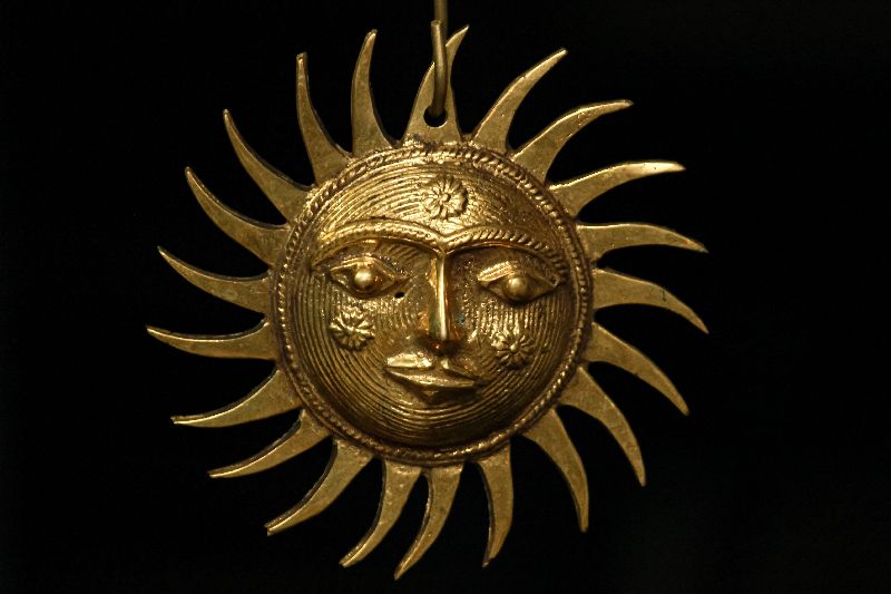 Dhokra - CH-Sun Mask pendant
