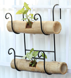 IRON RAILING BAMBOO POT HOLDER