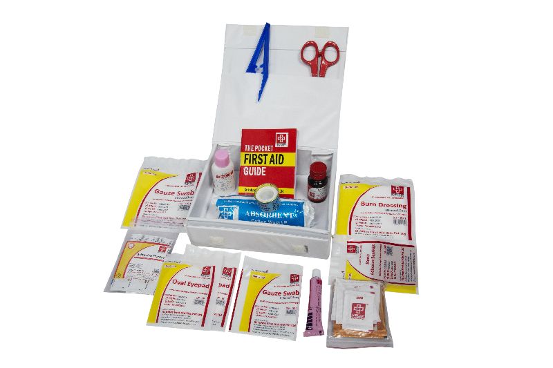 FIRST AID KIT ALL PURPOSE SMALL - VINYL BOX - 60 COMPONENTS - SJF V3