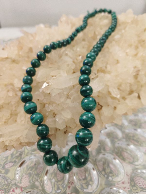 Crystal Calling Plain Malachite Beads Necklace, Occasion : Casual Wear