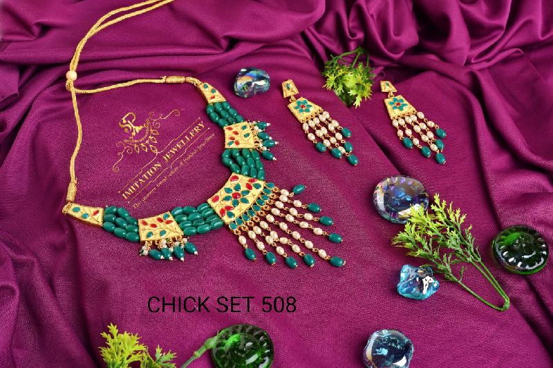 SP Imitation Metal Plain Polished 508 Chick Necklace Set, Occasion : Party Wear