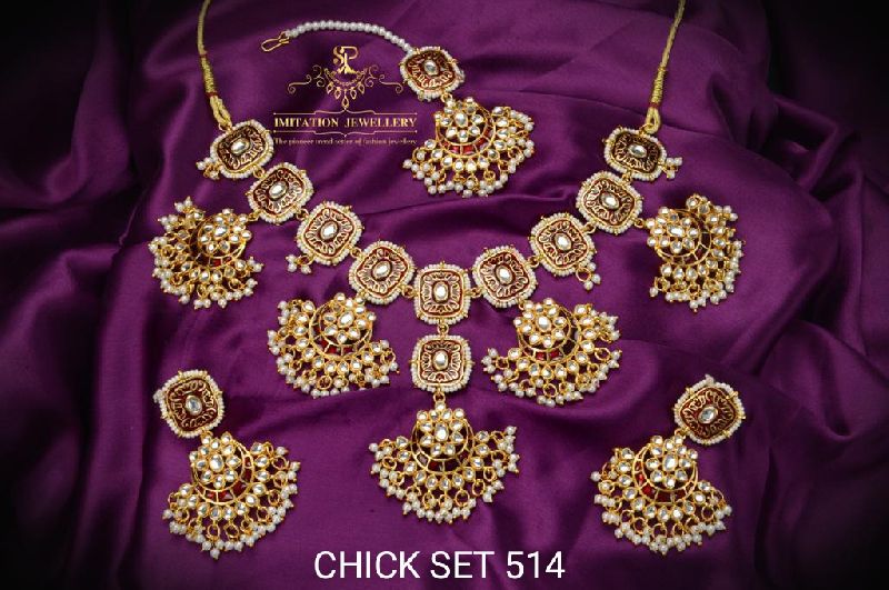 SP Imitation Polished 514 Chick Necklace Set, Purity : VVS2