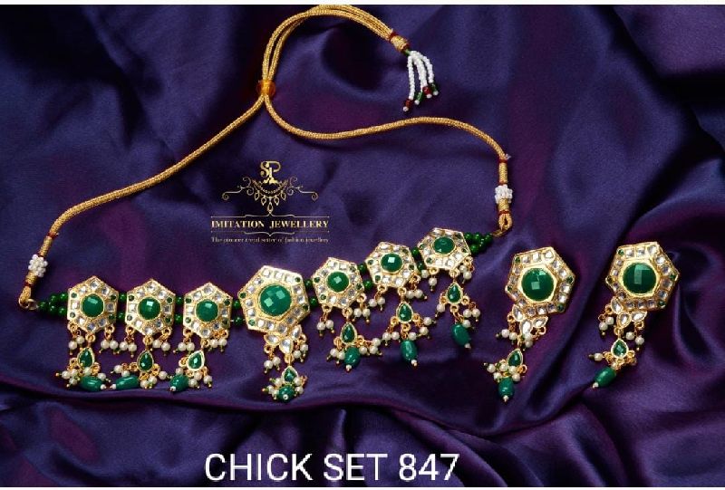 SP Imitation Polished 847 Chick Necklace Set, Purity : VVS1