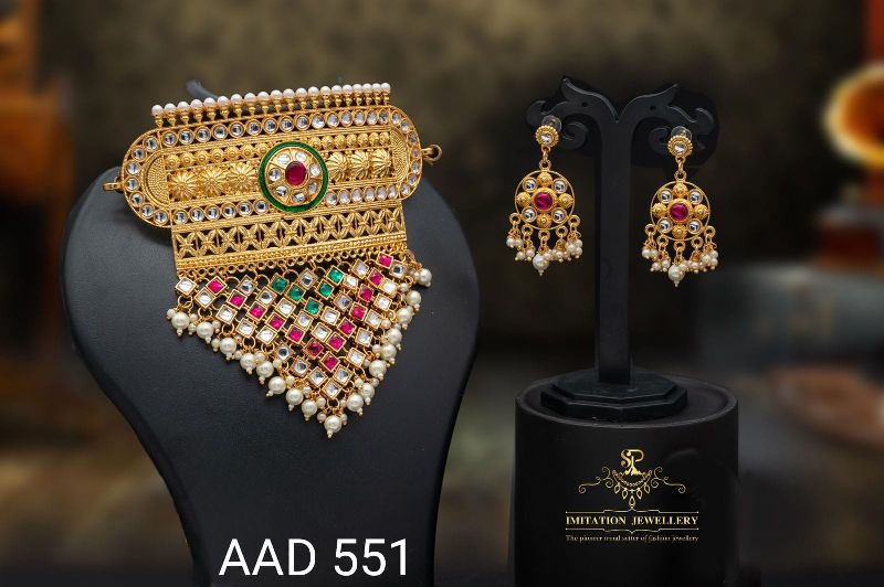 AAD 551 Kumdan Necklace Set, Purity : VVS2