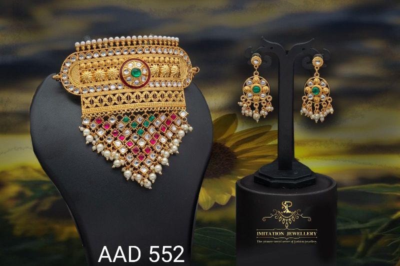 AAD 552 Kumdan Necklace Set