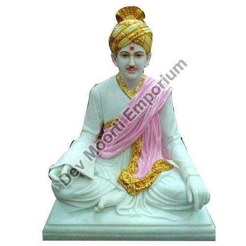Polished Marble Sitting Man Statue, for Interior Decor, Pattern : Plain