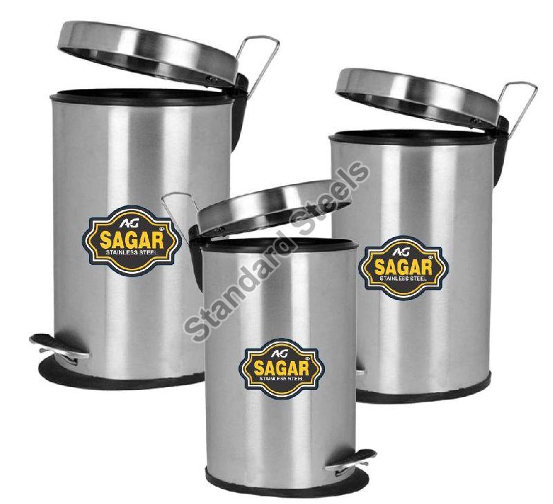 AG Sagar Round Stainless Steel Pedal Dustbin, for Commercial, Residential, Pattern : Plain