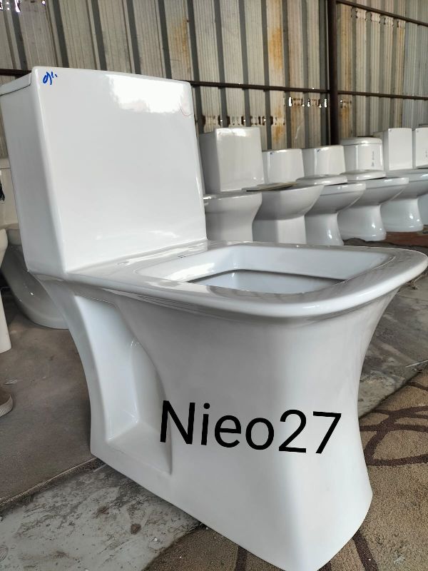 Nieo 27 One Piece Toilet Seat, Color : White