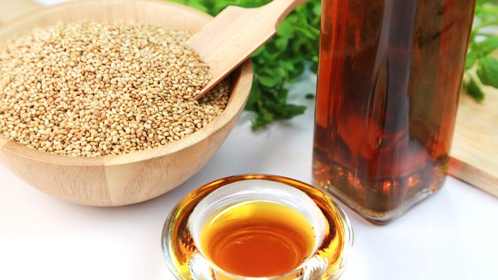 Sesame oil, Feature : Antioxidant, High In Protein, Low Cholestrol, Rich In Vitamin
