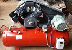 Oil Flooded reciprocating air compressor