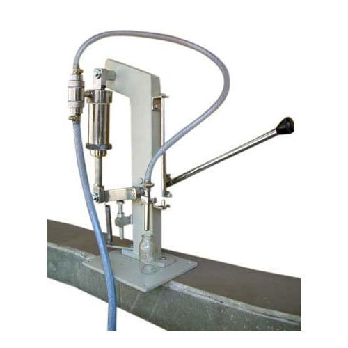 Electric Manual Liquid Filling Machine, for Industrial