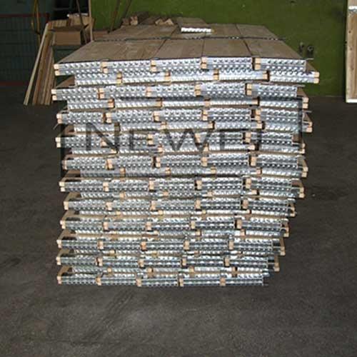 Pinewood Wooden Pallet Collar, Capacity : 500 kg- 1200 kg