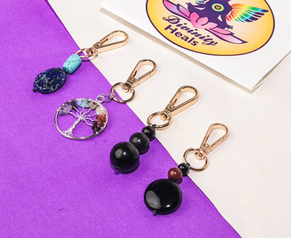 Polished Crystal Healing Keychain, Feature : Attractive Designs, Durable