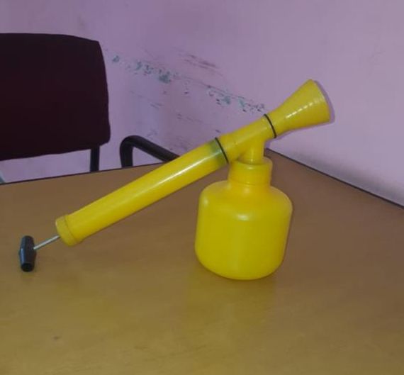 Balgo Kissan Mini Hand Sprayer, Storage Capacity : 600 ml