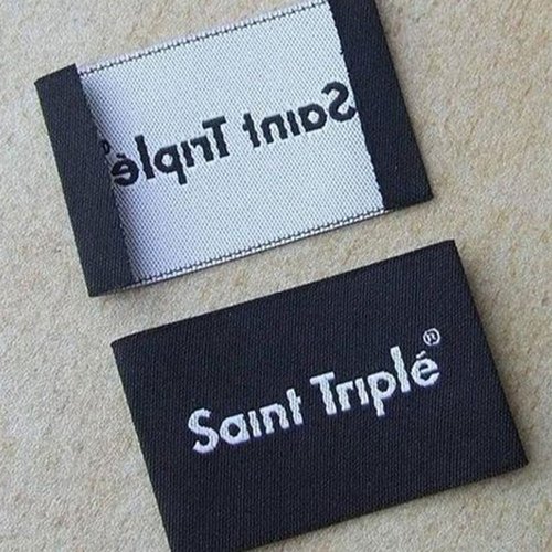Side Fold T Shirt Woven Labels