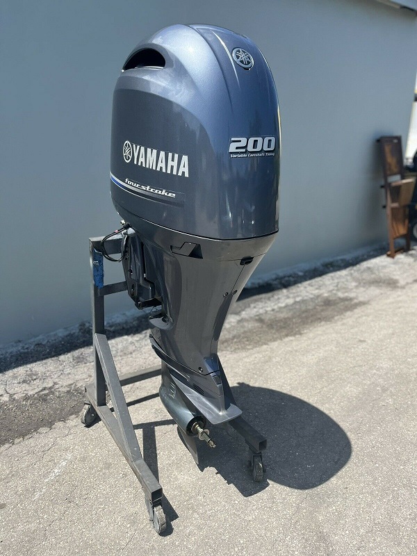 Yamaha 200hp 4 Stroke Outboard Motor