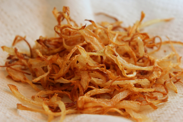 Fried Onion, for Cooking, Style : Dried