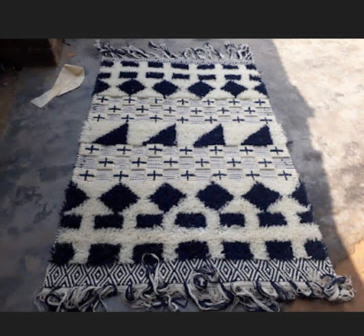 VER-017 Woven Rug