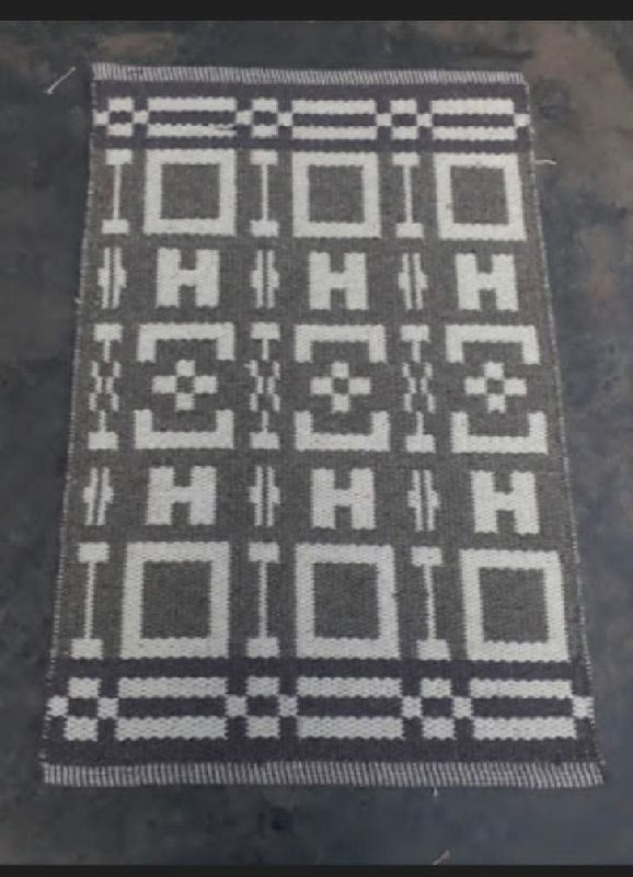 VER-024 Woven Rug