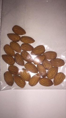 Almonds, Packaging Size : 25