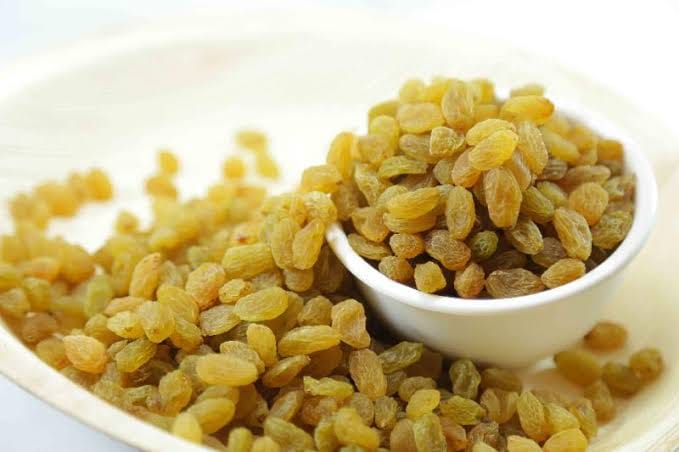 Golden Raisins, for Herbal Formulation, Cooking, Packaging Type : Plastic Packat