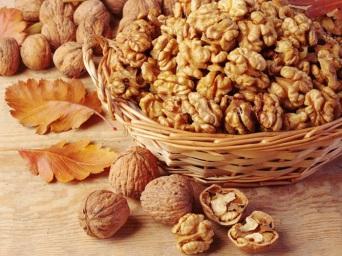 Walnut kernels, for Bakery, Chacolate, Food, Nutritious Food, Purity : 100%