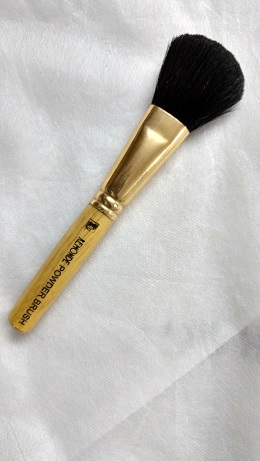 COSMETIC BRUSH - POWDER BRUSH, for Bueaty Parlours, Home, Feature : Attractive Colors, High Quality
