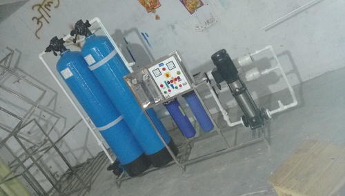 Industrial Water Purifier, for Pharmaceutical Industries, Voltage : 380 V