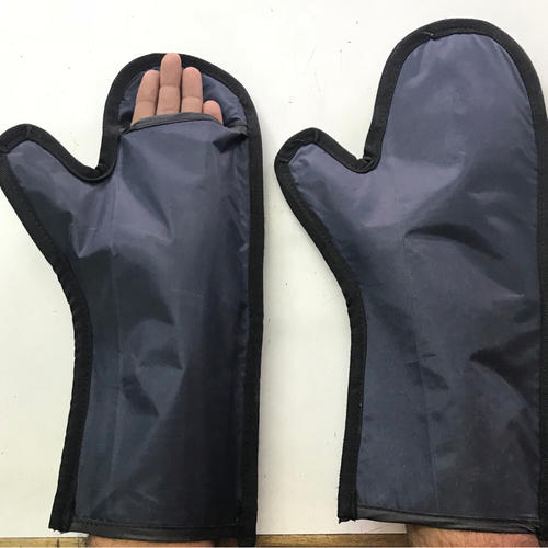 Lead Vinyl X Ray Protective Gloves, Size : Medium