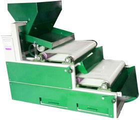 Automatic Double Roll Magnetic Separator, for Removing Minerals, Chemicals, Voltage : 220V