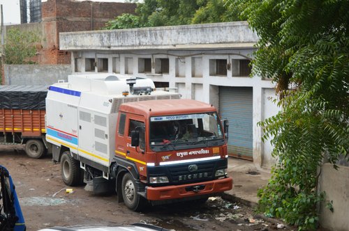 Truck Mounted Road Sweeper Machine, Certification : ISI Certified