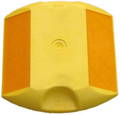 Plastic Road Stud, Color : Red, Yellow