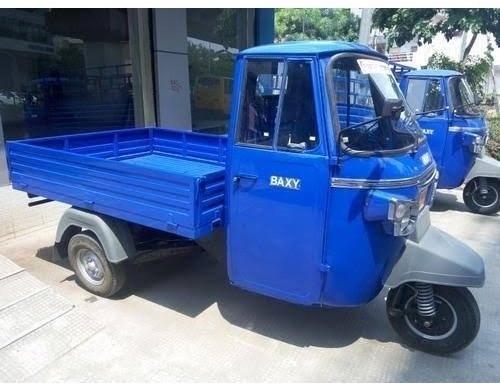 Baxy Cargo Auto, Seating Capacity : Driver