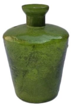 Plain Green Glass Bottle Vase, Shape : Round