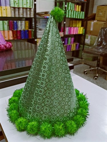 Paper birthday cap, Shape : Conical
