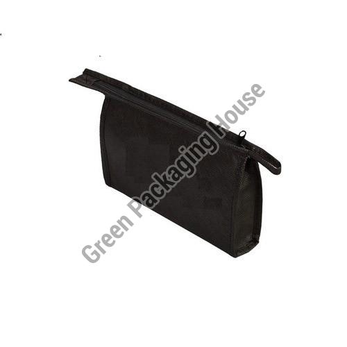 Plain Non Woven Zipper Bags, Carry Capacity : 2kg