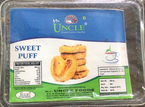 Sweet Heart Puff Biscuits